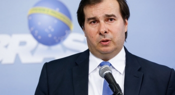 Maia pede cuidado com anistia a multas aplicadas aos caminhoneiros